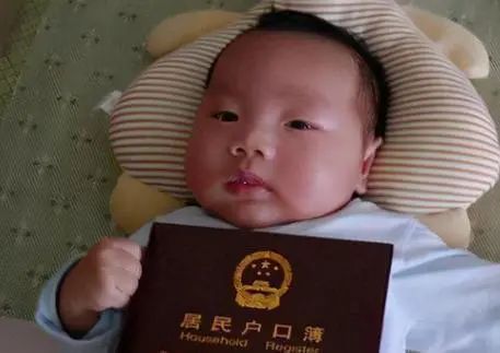 告别了“梓涵”时代，新一批“奇葩”名字来了！老师表示想静静…