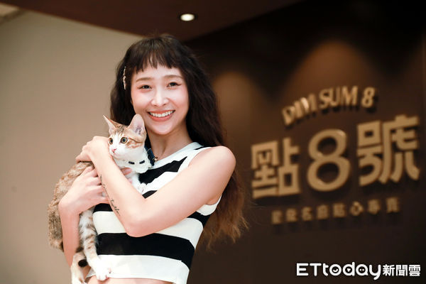 黄云歆替爱猫明太子接生！　产程见「血包卡阴道」超惊险