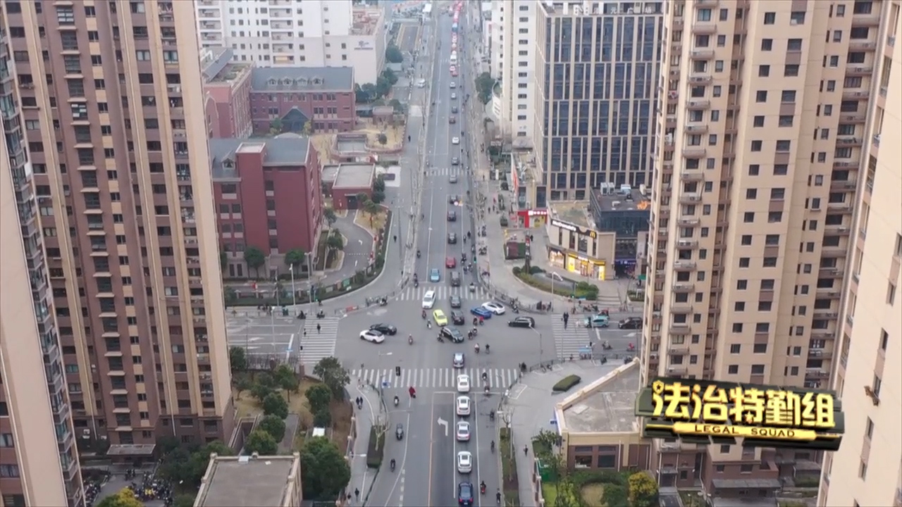 破解大居“出行难”交警全力找出路！