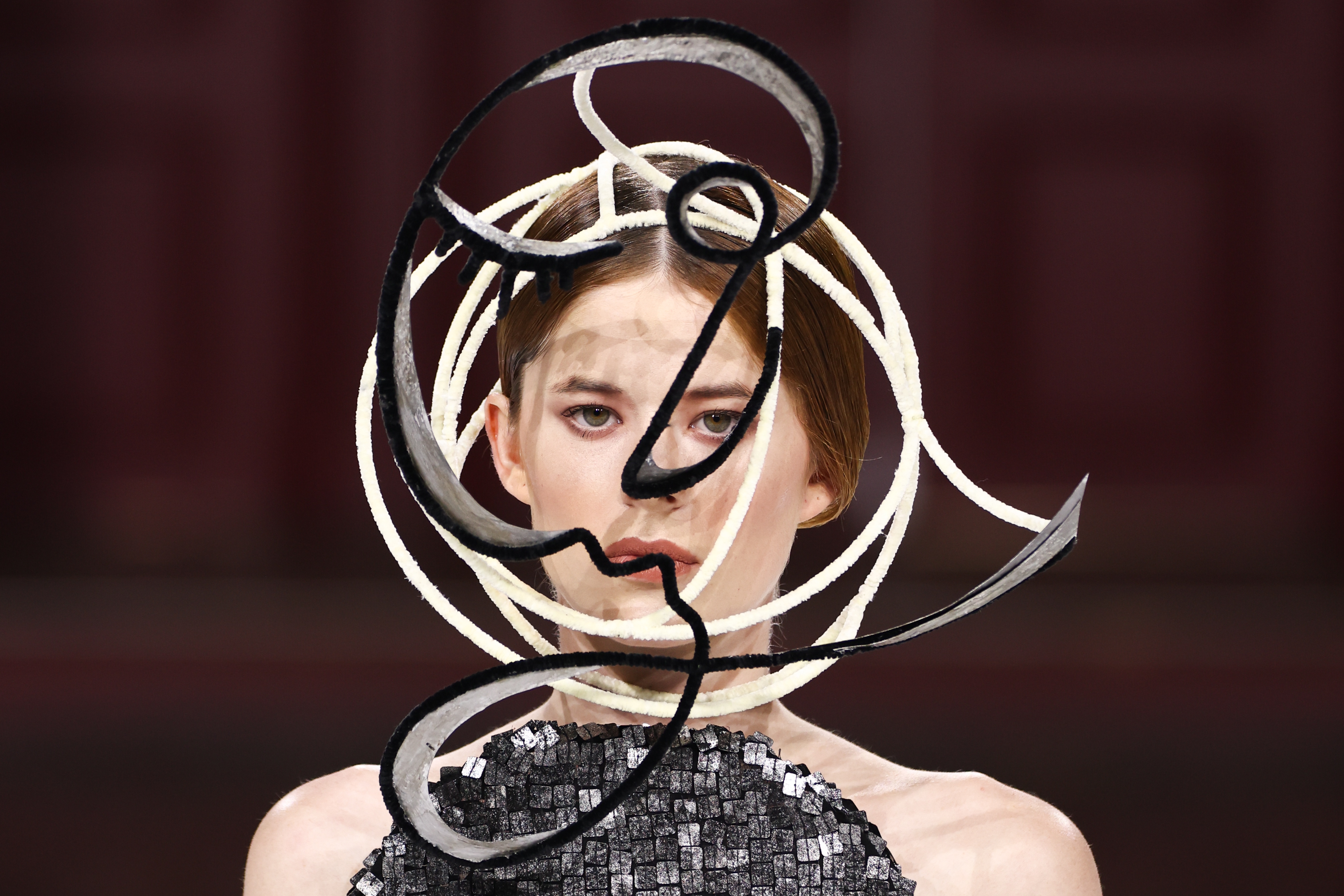 胡安娜马丁2023春夏时装秀,2023秋冬系列高级定制时装秀