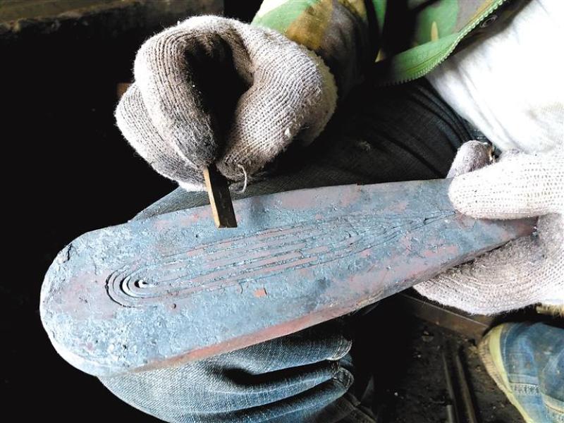 藏刀：从日常向工艺品的蜕变