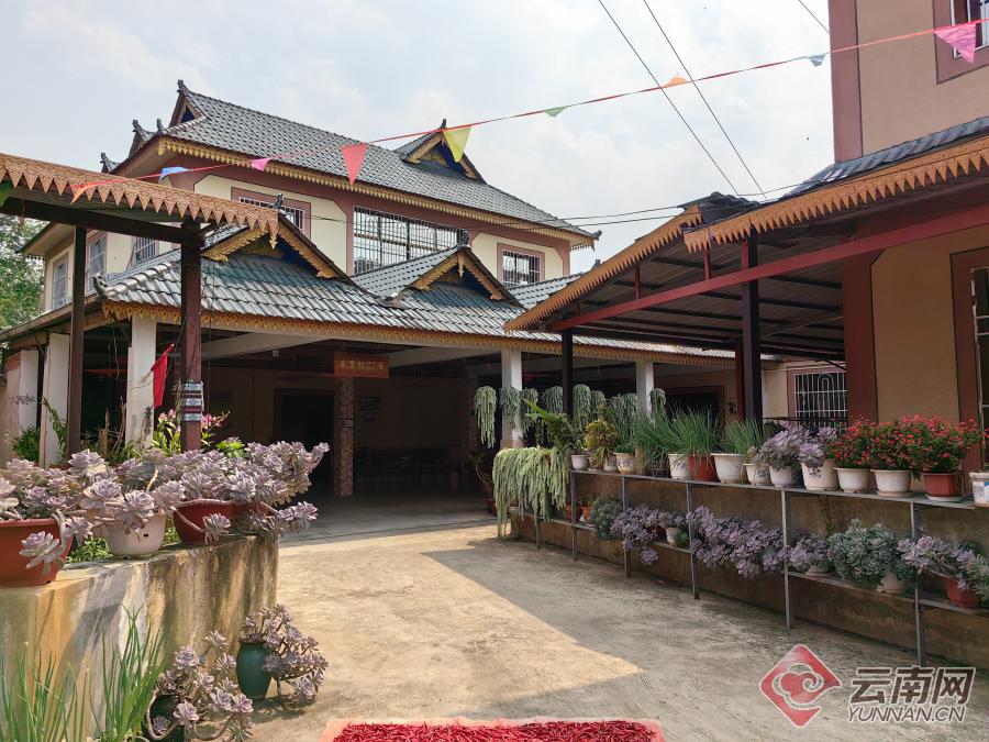 万千气象看美丽云南,西双版纳傣族村寨风光