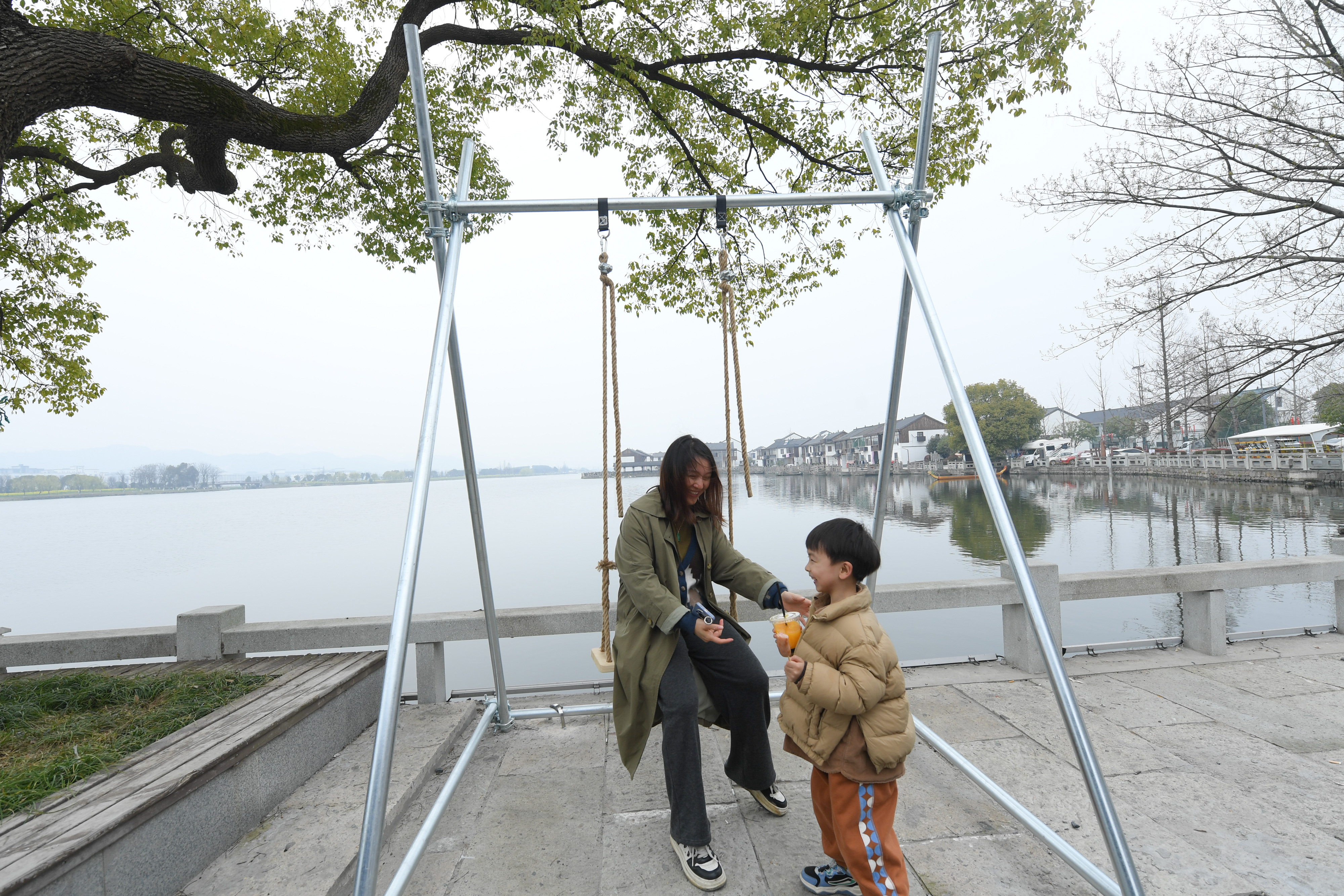 绍兴诸暨小镇街景实拍,绍兴城中村改造鉴湖村