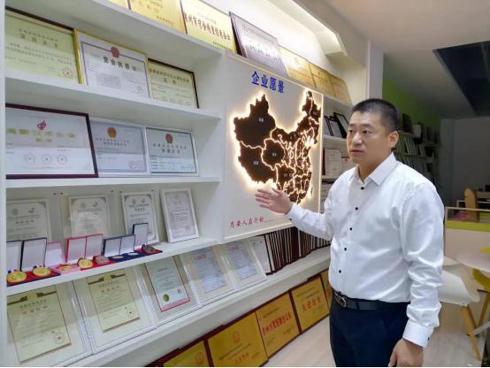 【点亮“泉”城星火礼赞科技工作者⑤】曲仲：致力科技创新执着发明创业